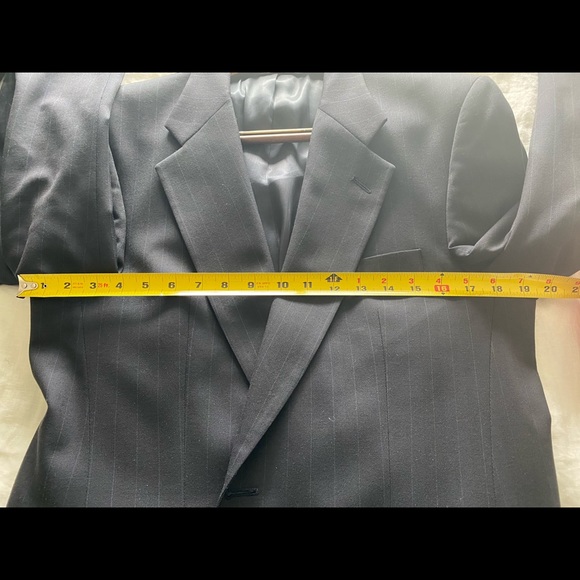 Burberry Mens Wool Navy Suit. - Picture 7 of 8